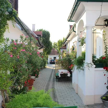 Appartement Blumengassl Mörbisch am See Exterior foto